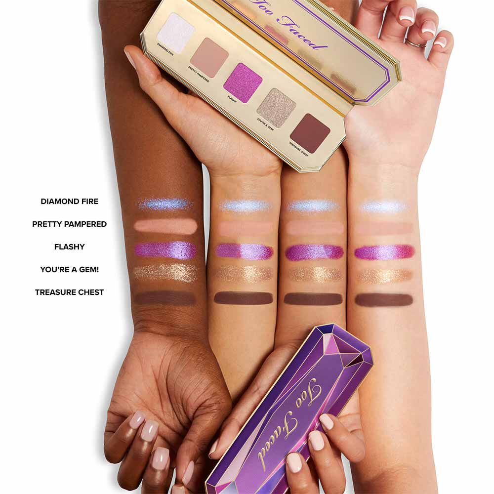 Kit de Natal - Paleta de Sombras, Primer e Máscara de Cílios
